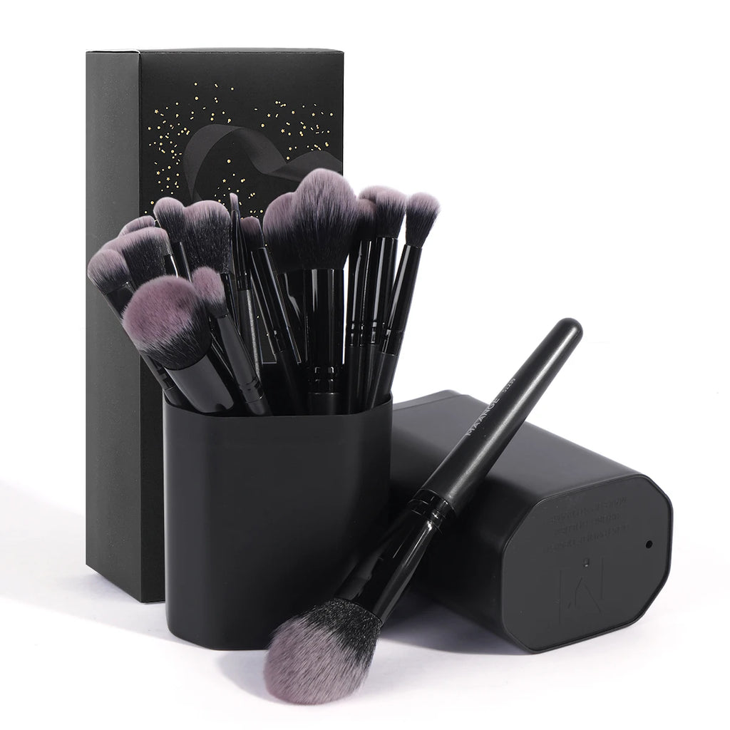 MAANGE 18-Pc Makeup Brush Set with Travel Storage Box Makeup Brush Set QXL