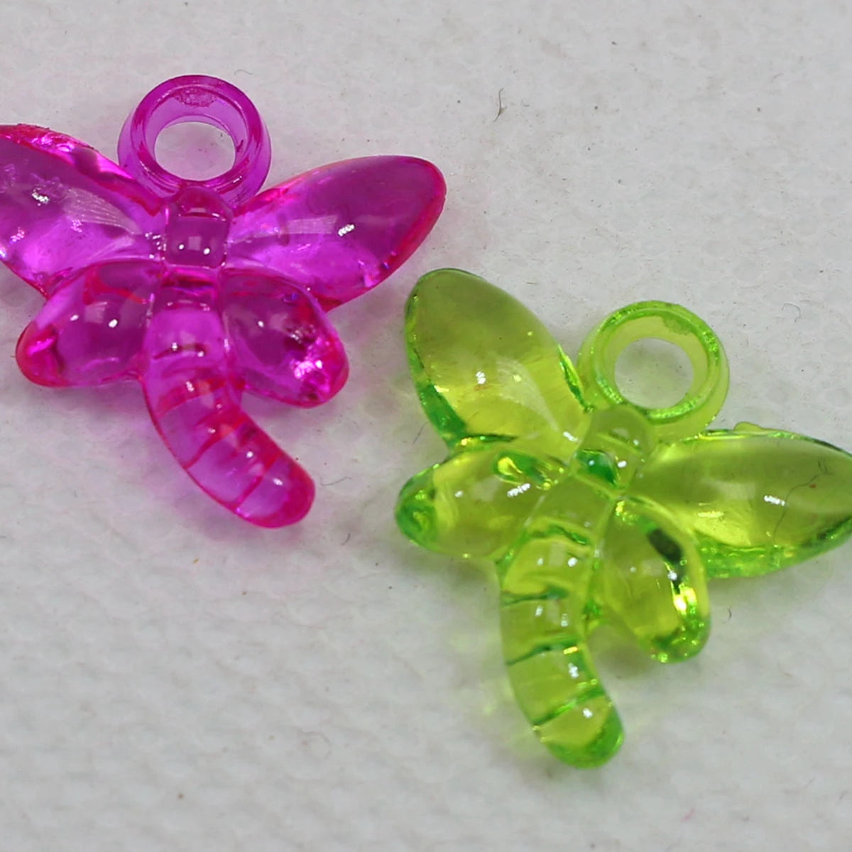 100 Mixed Acrylic Animal Charm Pendants – Cat, Bear & More Acrylic Charm Pendants QXL