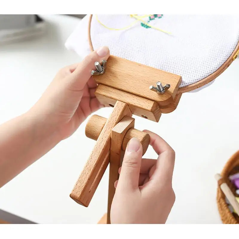 Bamboo Embroidery Hoop Desktop Stand | 360° Adjustable Frame Embroidery Frame Stand QXL