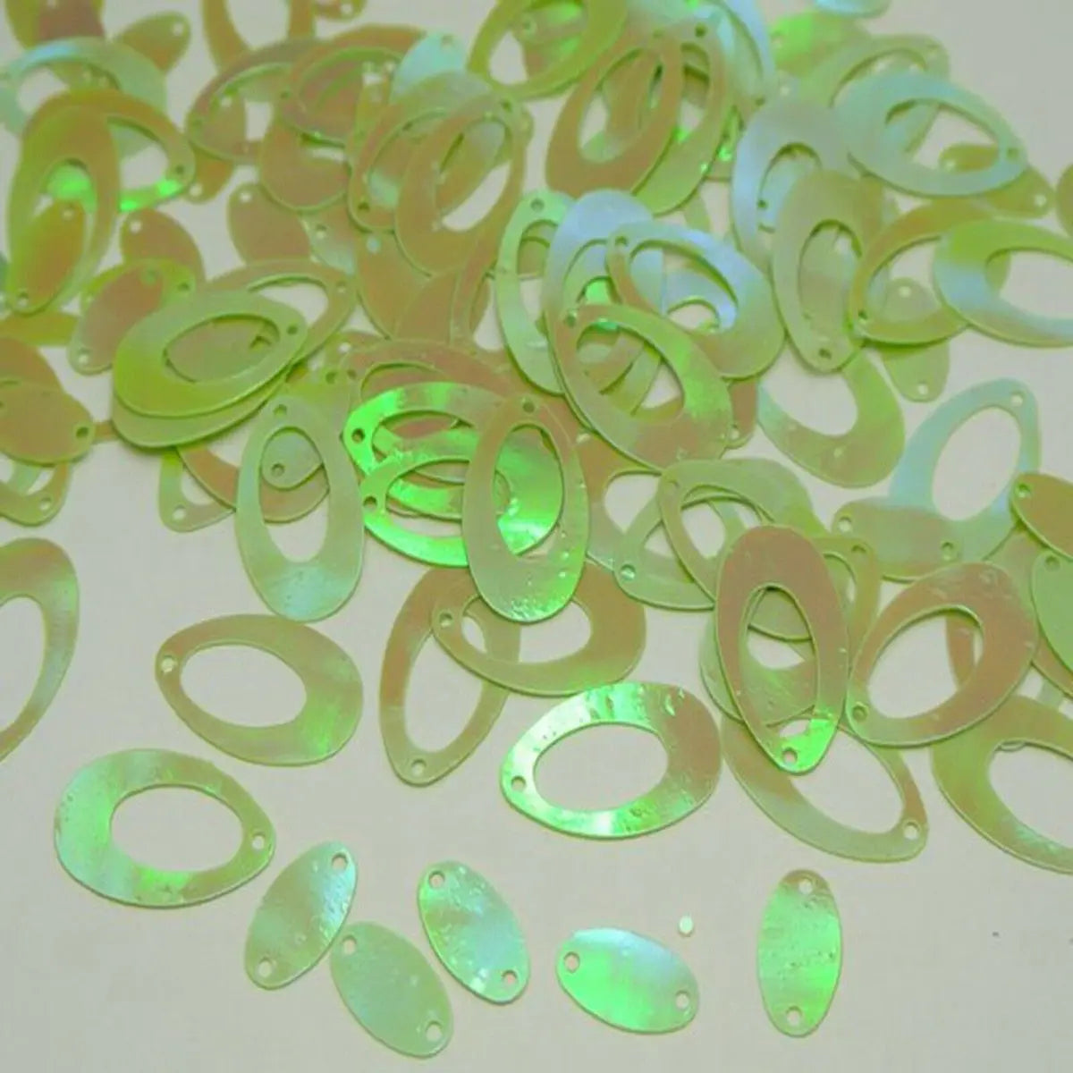 1000-Pack Hollow Oval Sequins Paillettes 14×22mm | 9 Colors Craft Sequins QXL