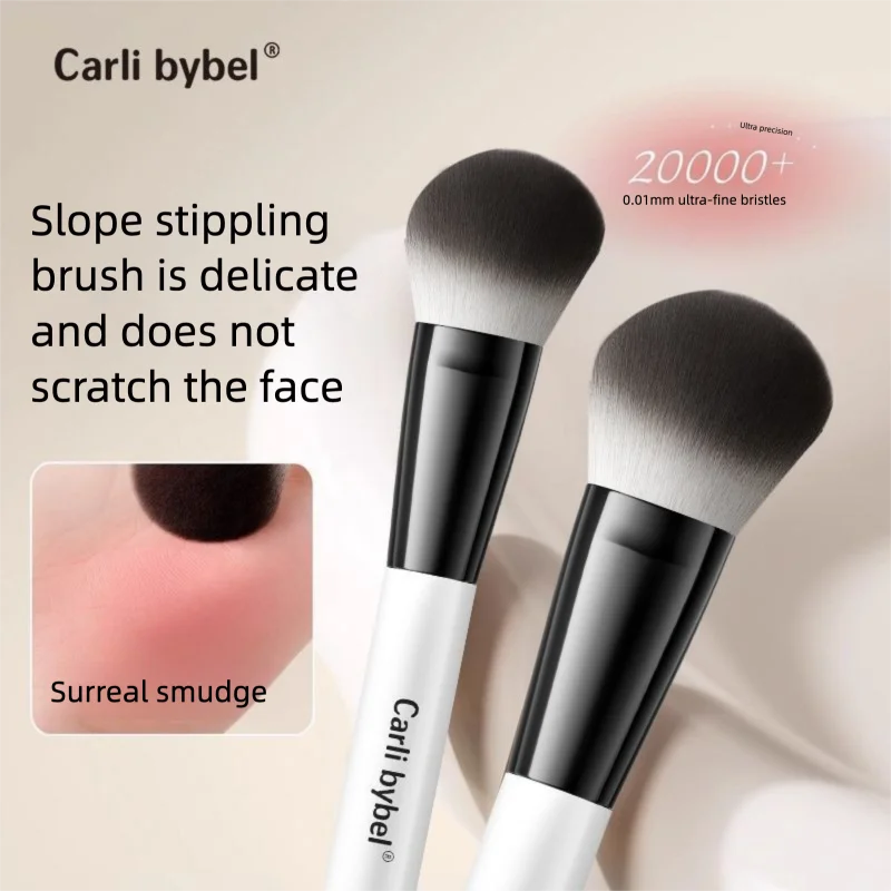 Slope Pointed Blush Brush – Ultra-Soft Synthetic Blending Blush Brush QXL