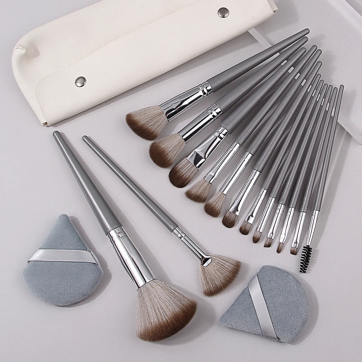KOSSHOW 17-Pc Grey Makeup Brush Set with PU Travel Pouch Makeup Brush Set QXL