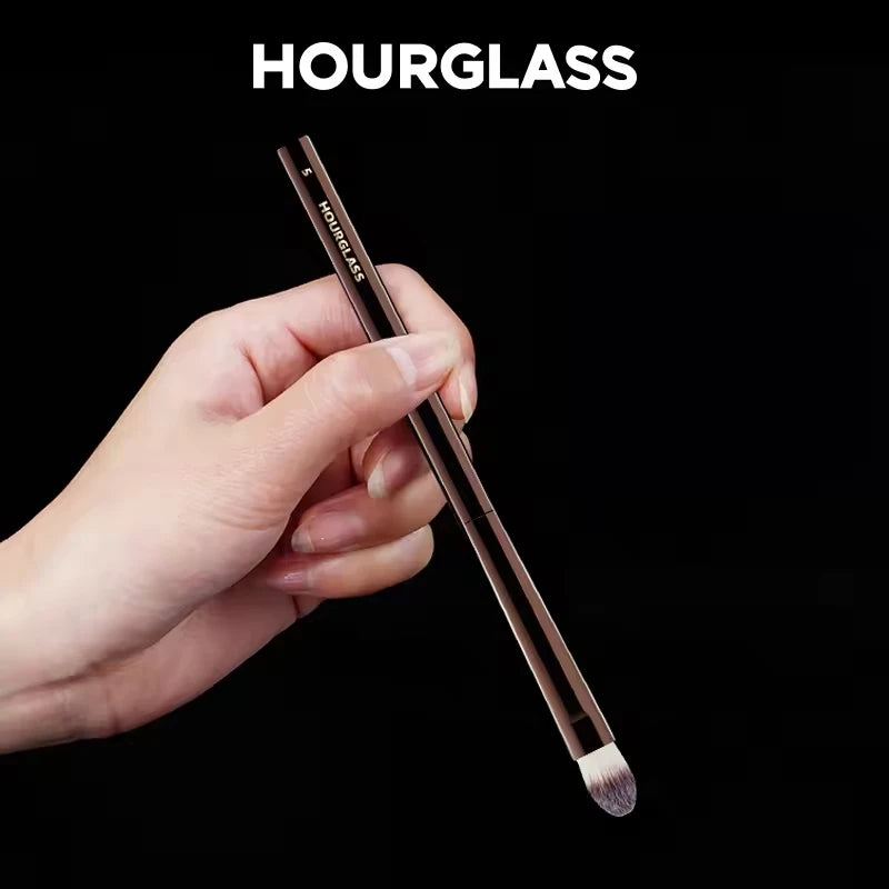 HeyBrush No.5 Small Concealer Brush – Soft Synthetic Hair Concealer Brush QXL