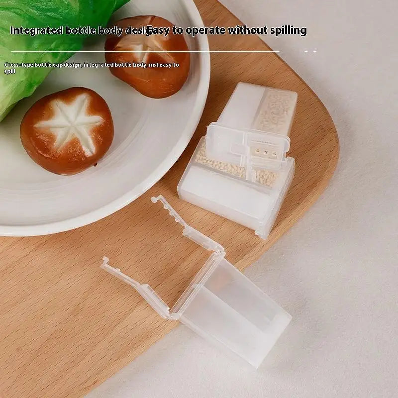2-in-1 Camping Spice Shaker | 2-Compartment Seasoning Jar Camping Spice Shaker QXL