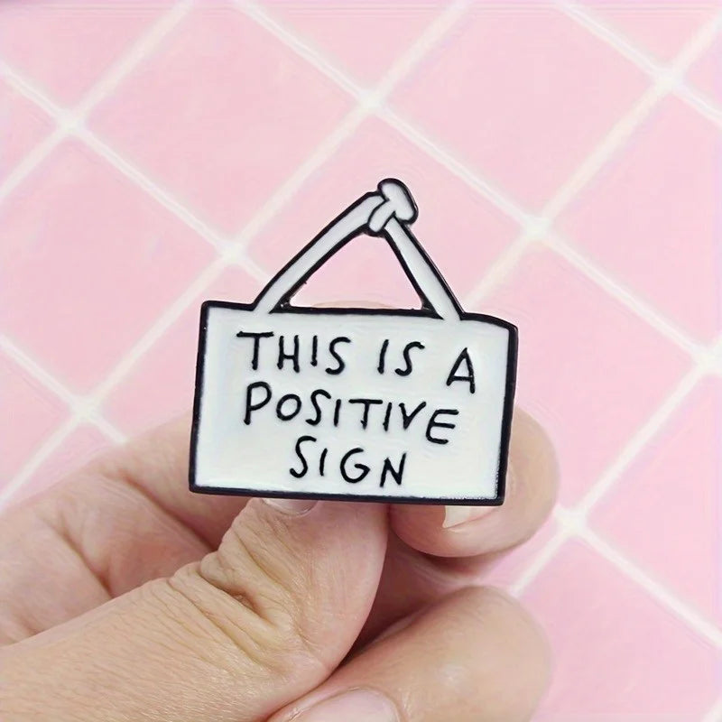 White Billboard Message Board Brooch | Alloy Badge Pin Brooch Badge Pin QXL
