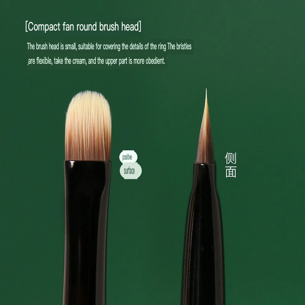 Precision Under-Eye Concealer Brush | Soft Wool Fiber Concealer Brush QXL