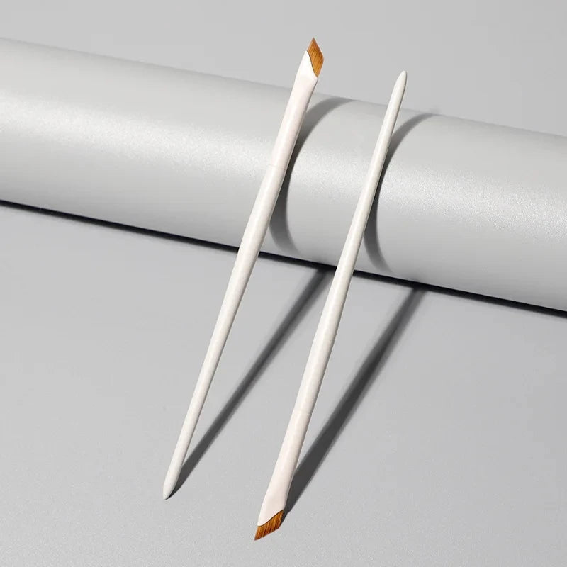 Ultra-Thin Blade Eyeliner & Eyebrow Brush | Precise Detail Eye Makeup Brush QXL