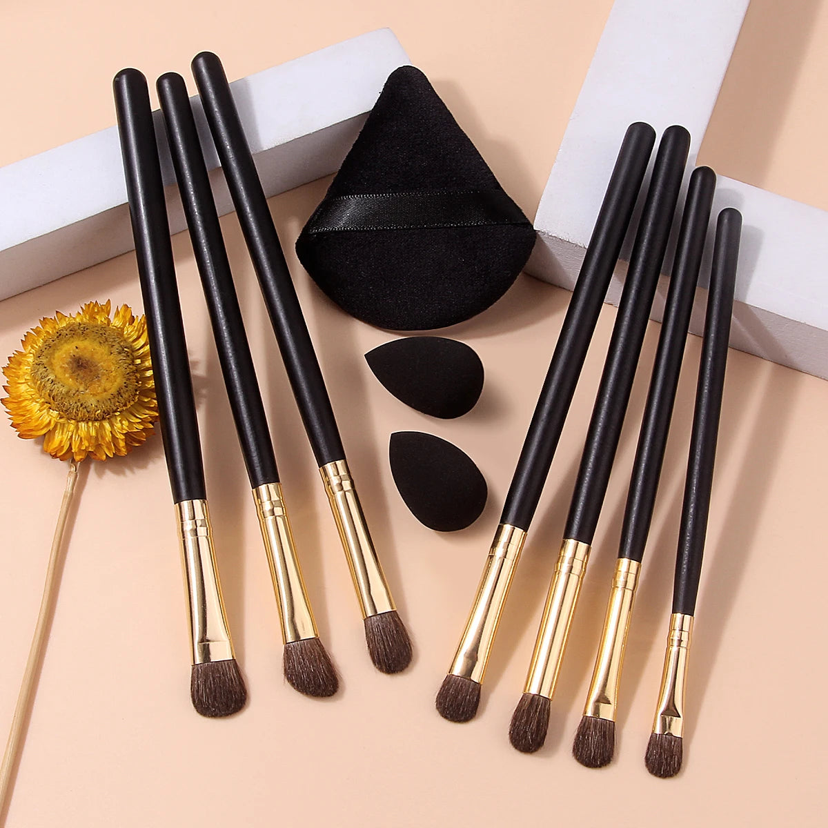 KOSSHOW 10-Pc Horsehair Eyeshadow Brush Set + Puff & Sponges Eyeshadow Brush Set QXL