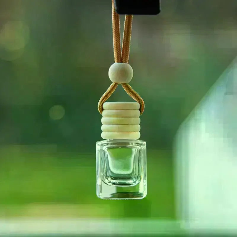 YOVIP Mini Glass Pendant Bottle – Car & Home Essential Oil Diffuser Fragrance Pendant Bottle QXL