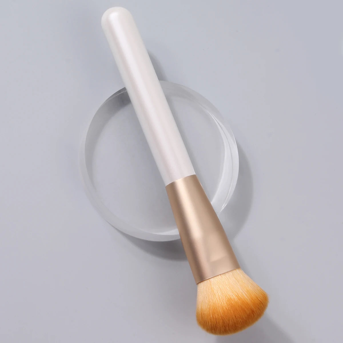 KOSSHOW Foundation Brush – Soft Streak-Free Liquid Coverage Foundation Makeup Brush QXL