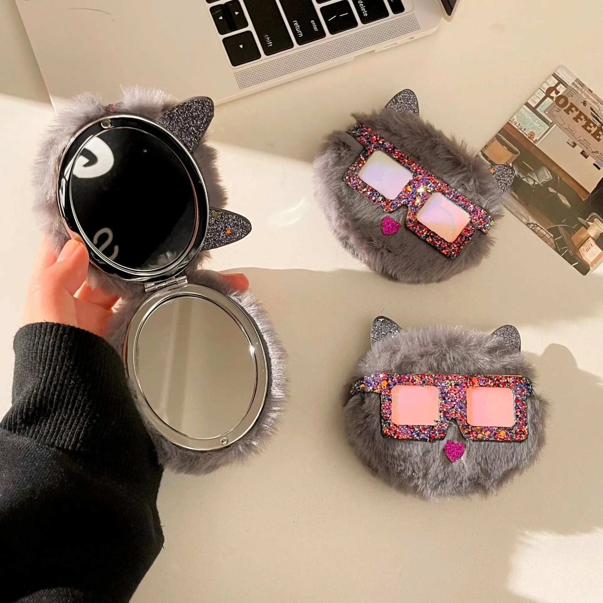 Cartoon Cat Double-Sided Folding Compact Mirror | 2x Magnify Compact Pocket Mirror QXL