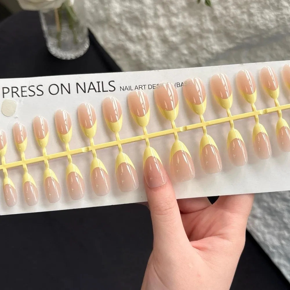 30-Pack Almond Press On Nails | Matte Nude & Glossy Tips Press-On Nail Tips QXL