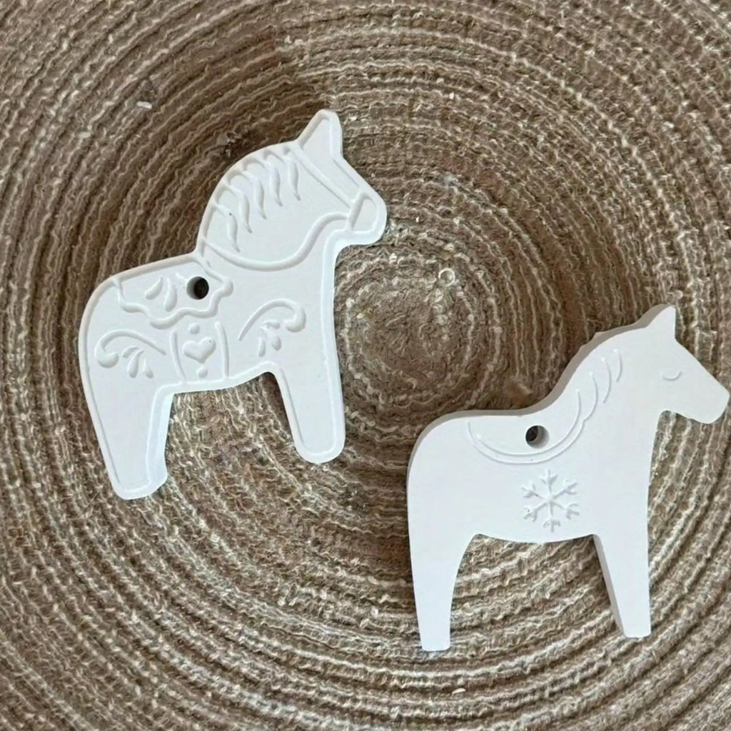 Silicone Horse Mold for Resin, Soap, Plaster & Cement Crafts Silicone Craft Mold QXL