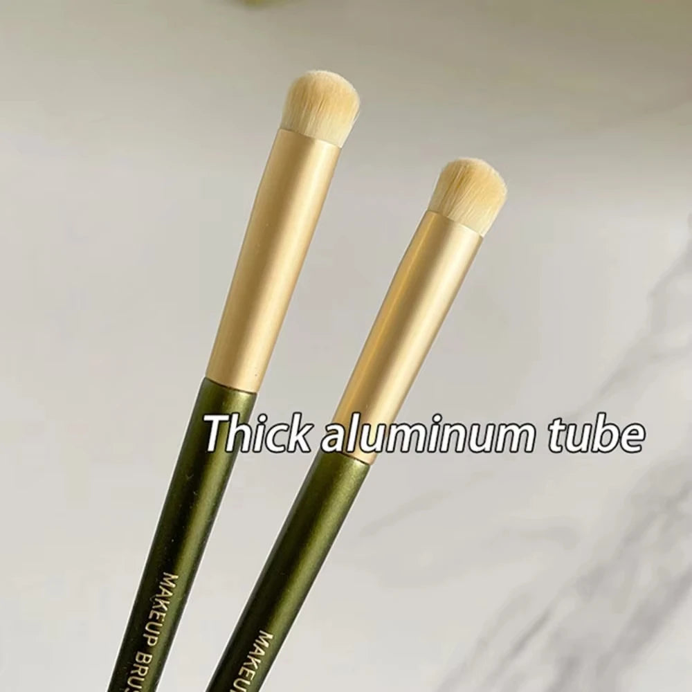Round Head Lip Brush – Lipstick, Smudge & Concealer Tool Lip Makeup Brush QXL