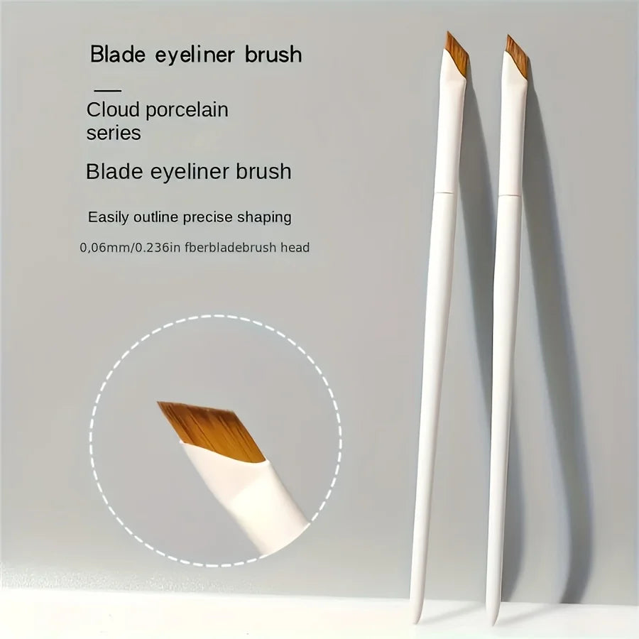 3-Pc Angled Eyeliner & Eyebrow Brush Set | Nylon, All Skin Types Eye Makeup Brush Set QXL