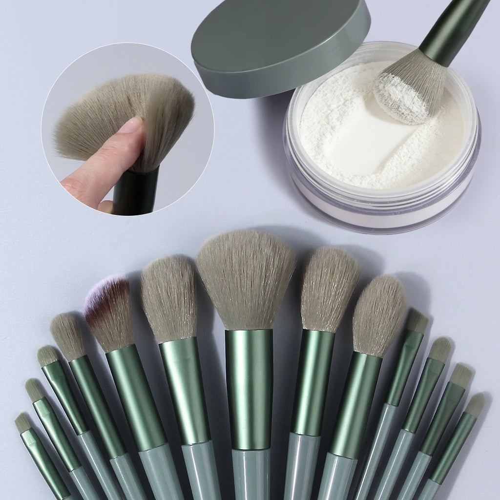 KOSSHOW 15-Pc Green Makeup Brush Set with Sponges Makeup Brush Set QXL