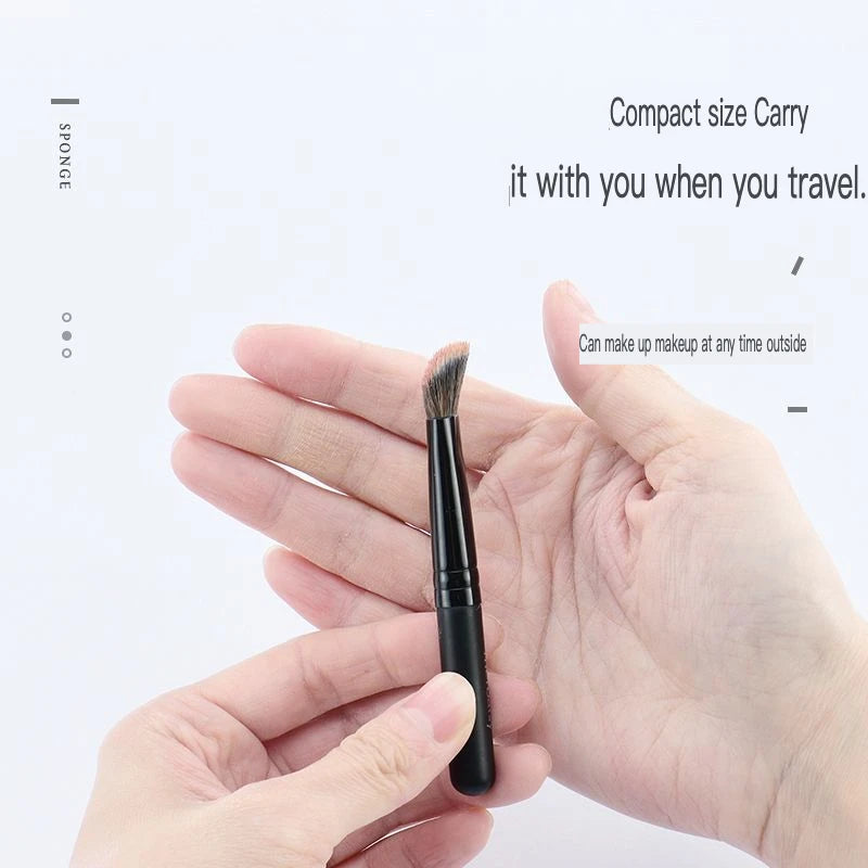 Mini Slope Eyeshadow & Concealer Brush | Blush Detail Tool Makeup Detail Brush QXL