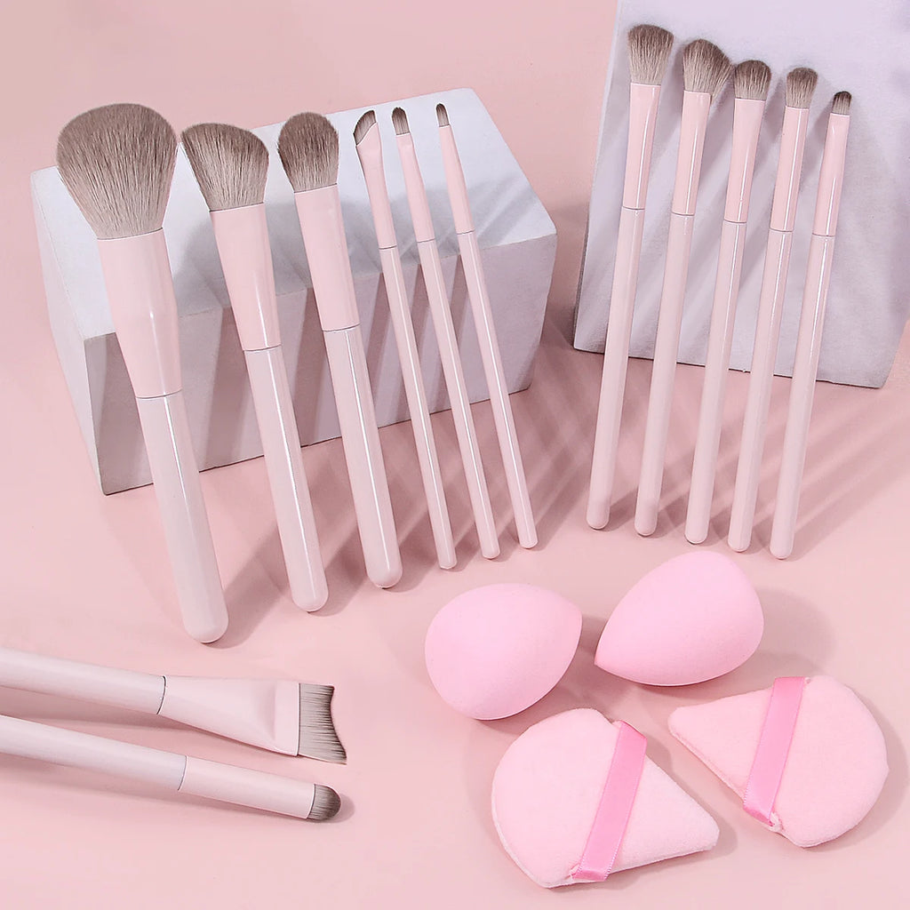 KOSSHOW 17-Piece Makeup Brush Kit | Face & Eye Brushes Makeup Brush Set QXL