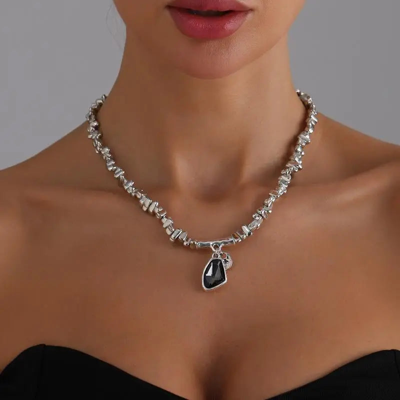 Elegant Metal Glitter Pendant Necklace | Women's Statement Jewelry Pendant Necklace QXL