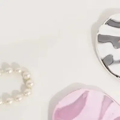 Heart-Shaped Handheld Makeup Mirror | Compact Vanity Mirror Handheld Makeup Mirror QXL