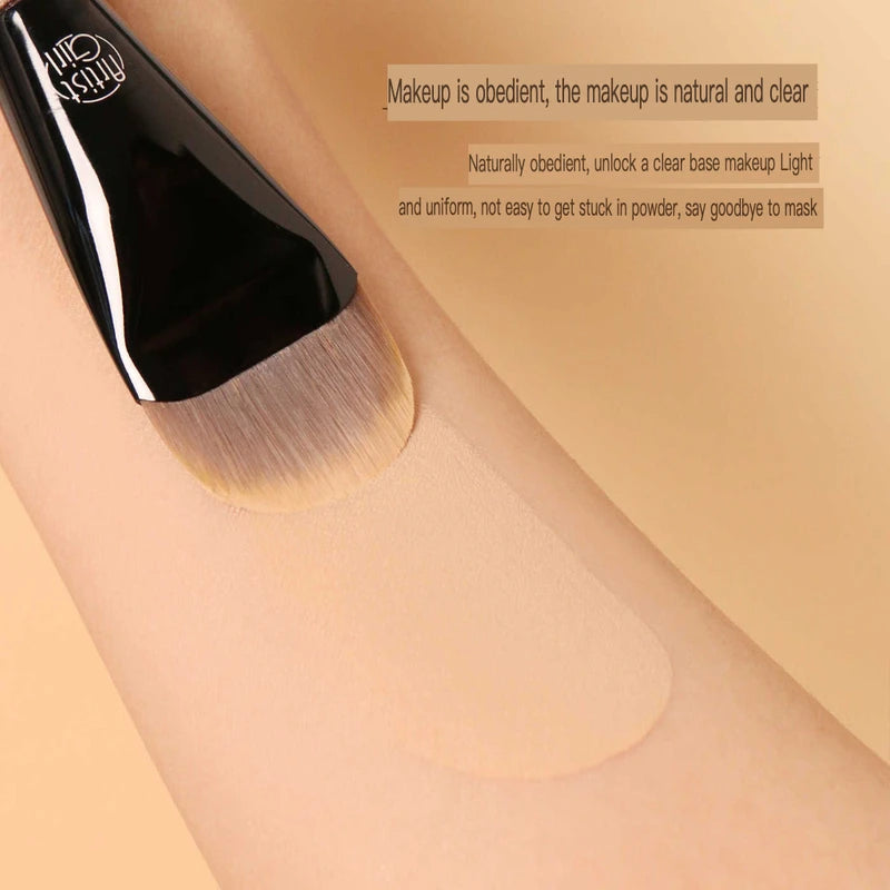 Painter's Walnut B91 Flat Round Foundation Brush | Pro Makeup Foundation Makeup Brush QXL
