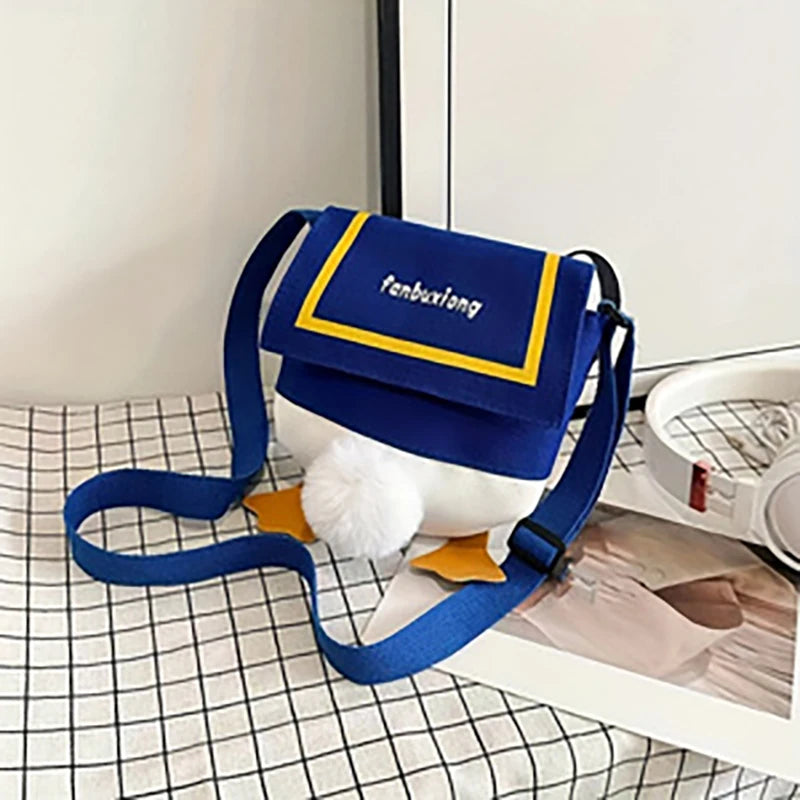 Duck Butt Canvas Crossbody Bag – Cute Shoulder Bag for Daily Use Canvas Crossbody Bag QXL