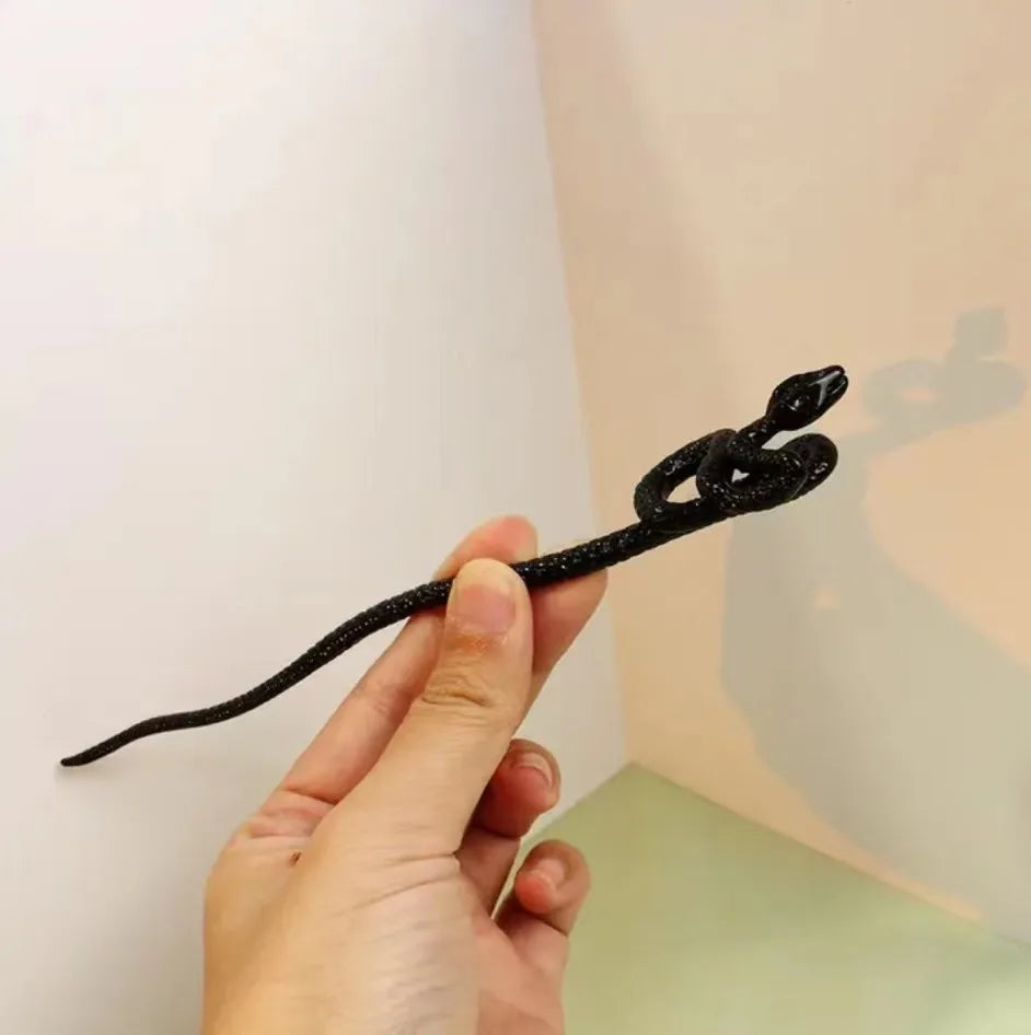 Gothic Snake Hair Stick | Chinese Vintage Metal Hairpin Gothic Hair Stick QXL black
