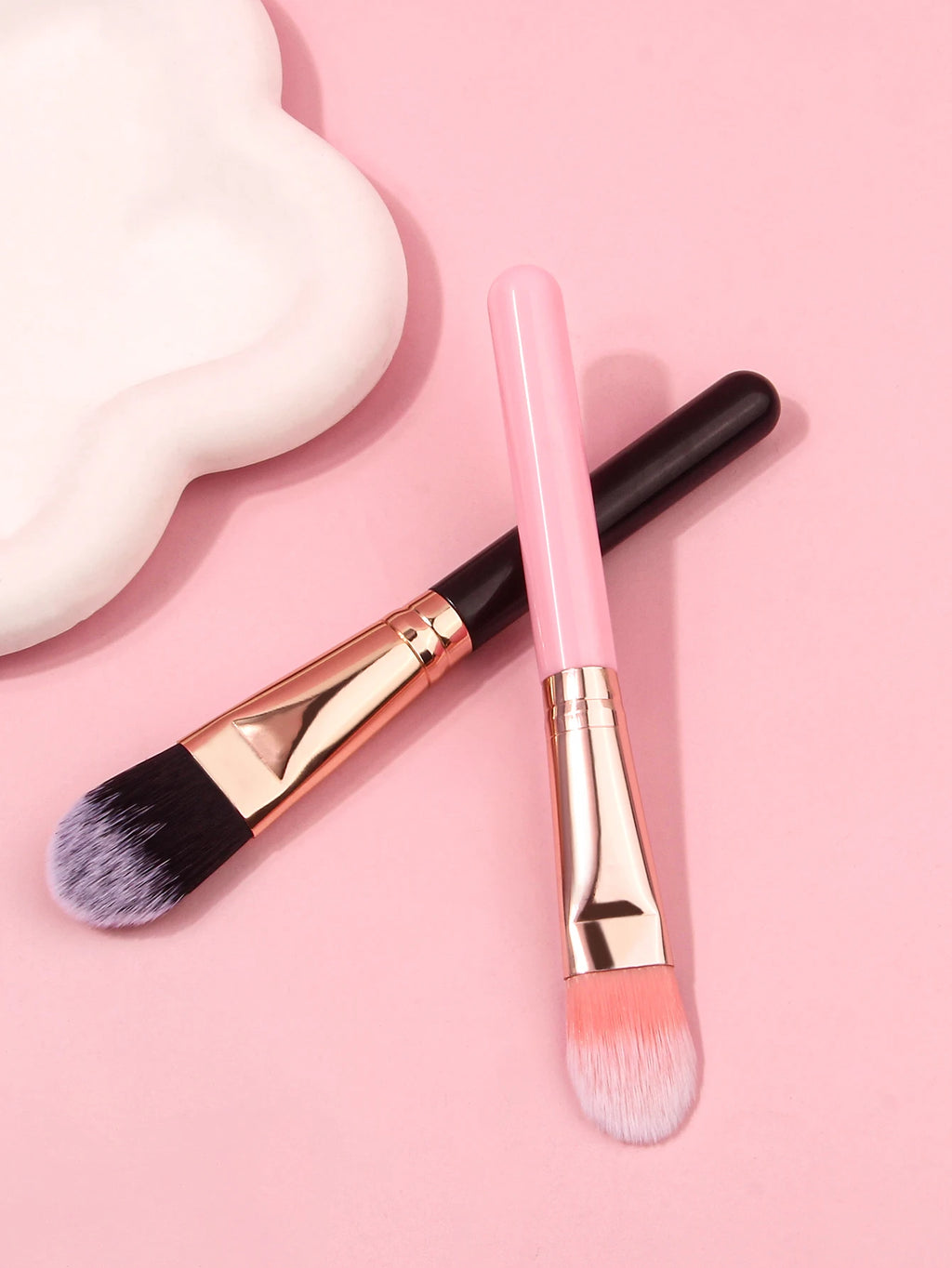 KOSSHOW 2-Pc Concealer & Foundation Brush Set – Soft Gradient Makeup Brush Set QXL