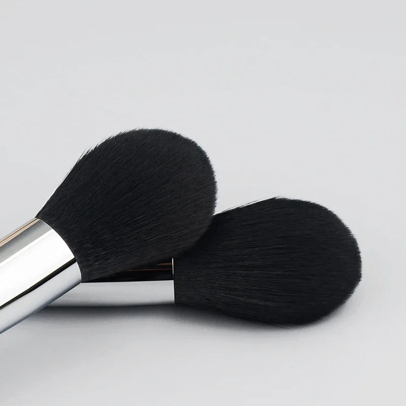 Large Flame Shape Powder & Blush Brush – Synthetic Hair SP59 Powder Makeup Brush QXL