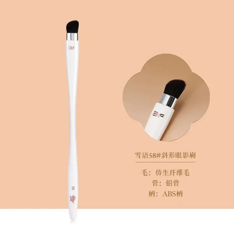 Oblique Eyeshadow Brush | Soft Detail Blending Brush Eyeshadow Brush QXL Snow Whisper Slanted