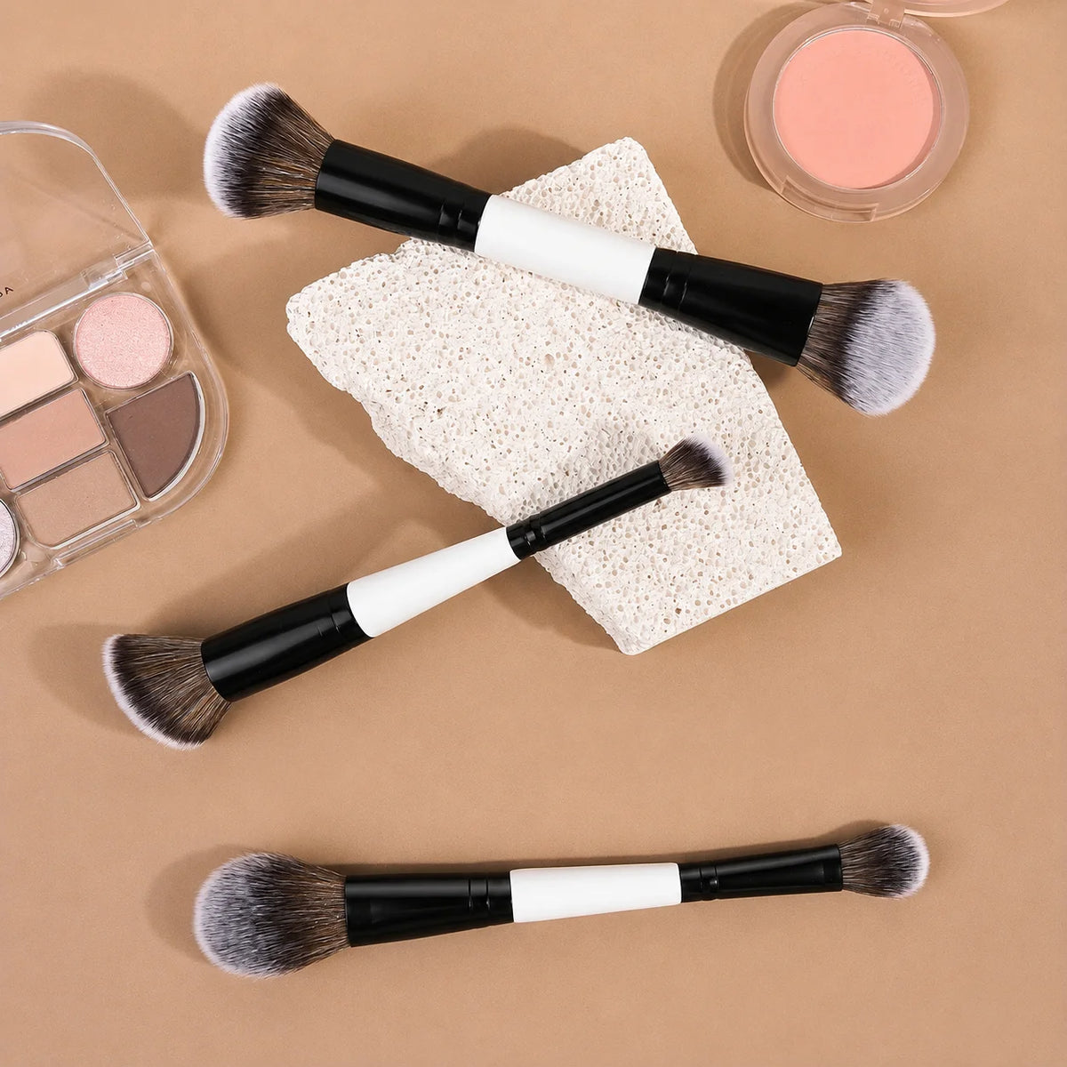 LUXEBLEND 3-Pc Makeup Brush Set – Foundation, Blush & Concealer Makeup Brush Set QXL