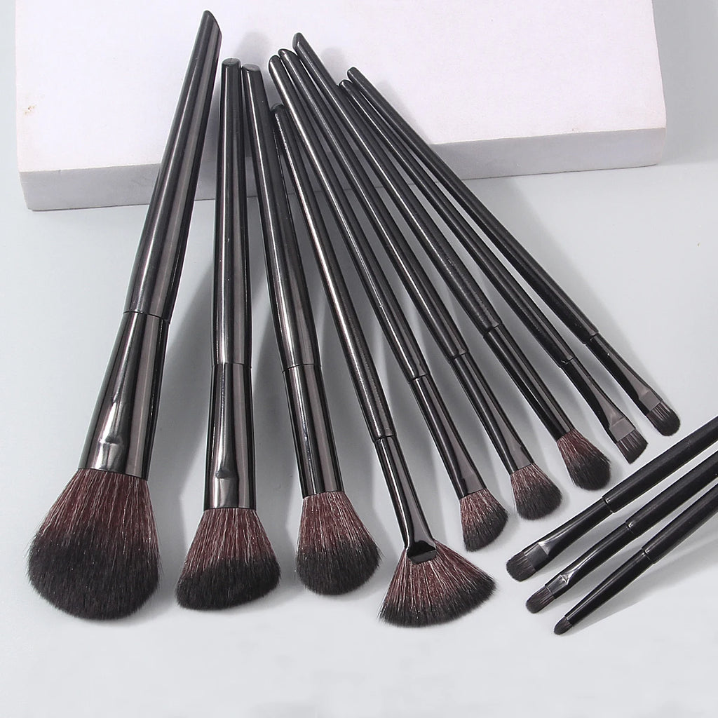 12-Piece Makeup Brush Set | Powder, Fan, Concealer & Eyeshadow Makeup Brush Set QXL black