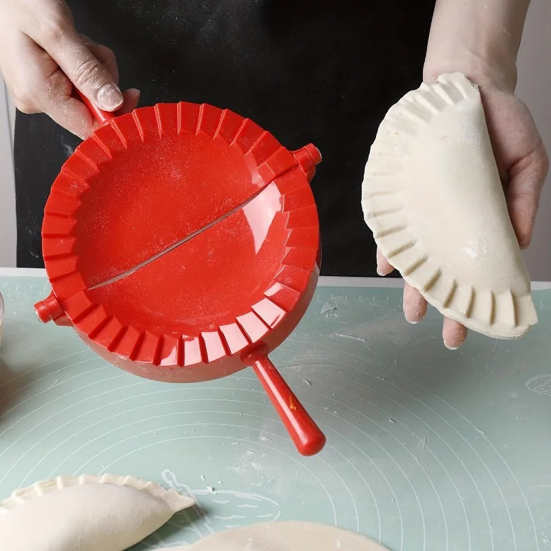 Dumpling Maker Press for Empanadas, Ravioli & Dumplings Dumpling Press Mold QXL