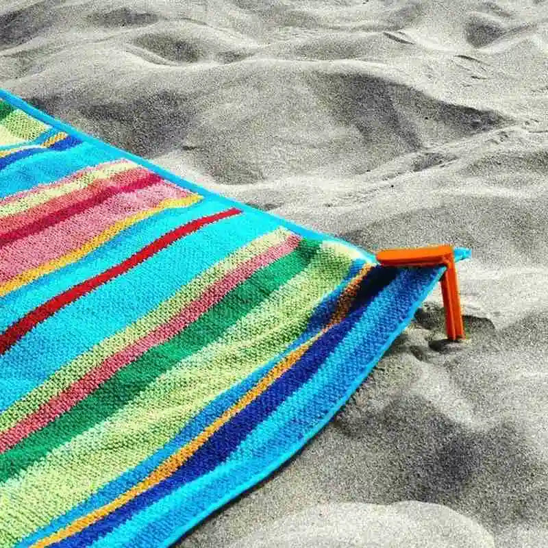 Beach Towel Clips – Strong ABS Clothespins, 1 or 5 Pack Beach Towel Clips QXL