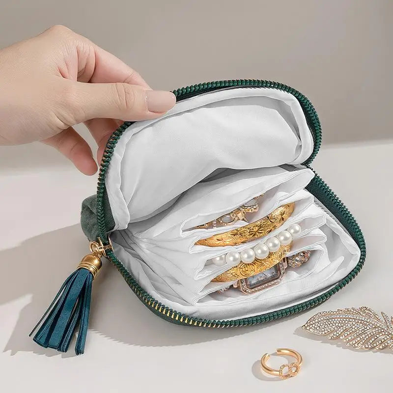 5-Layer Velvet Jewelry Travel Pouch | Organizer for Rings & More Jewelry Travel Pouch QXL