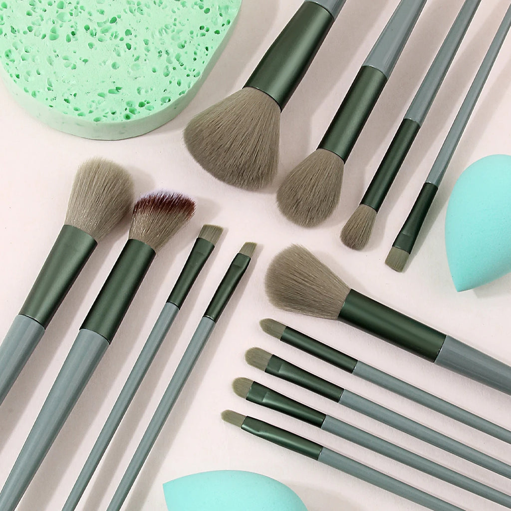 KOSSHOW 16-Pc Makeup Brush Set with Sponges | Pro Kit Makeup Brush Set QXL