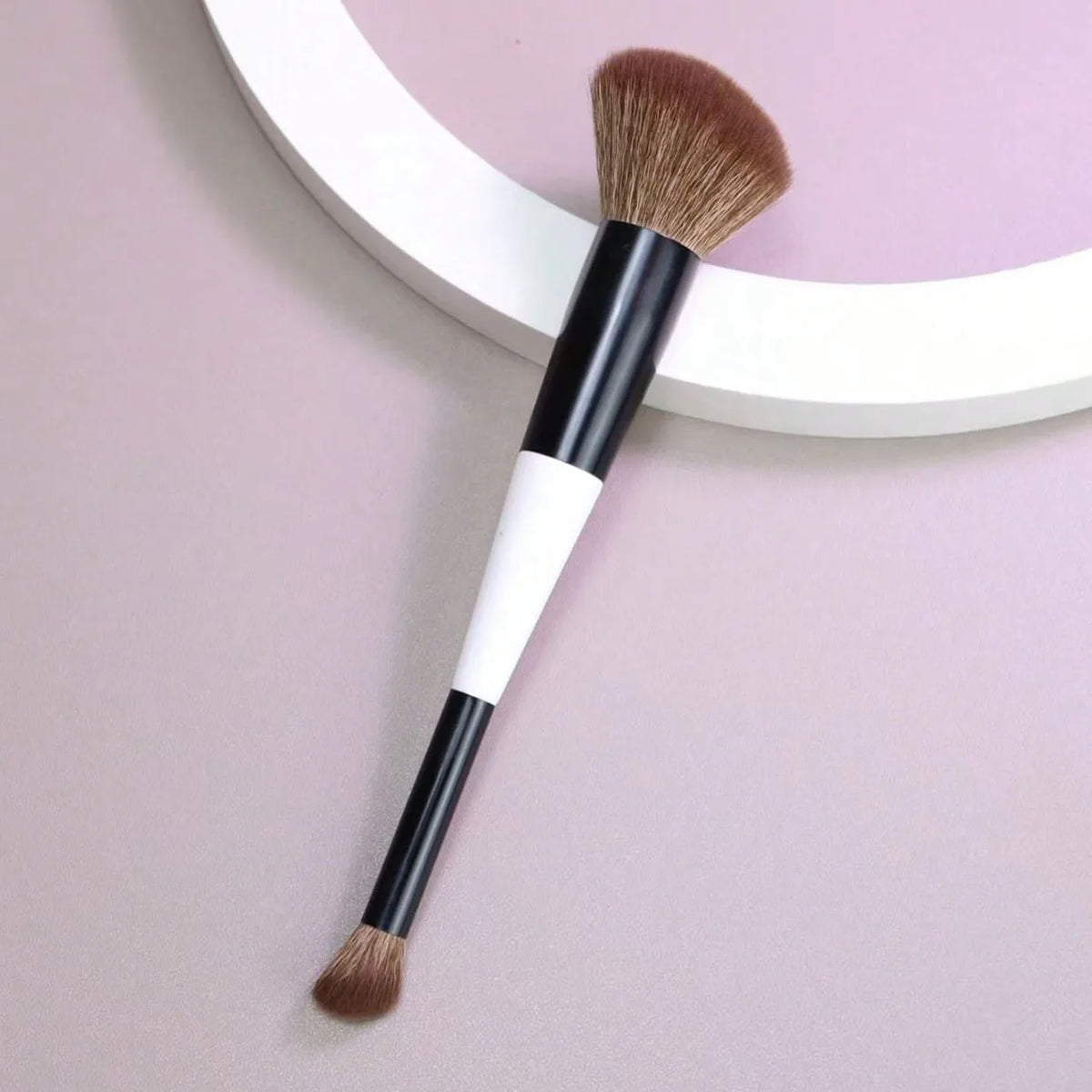 Double-Ended Makeup Brush – Foundation, Contour & Eyeshadow Makeup Brush QXL