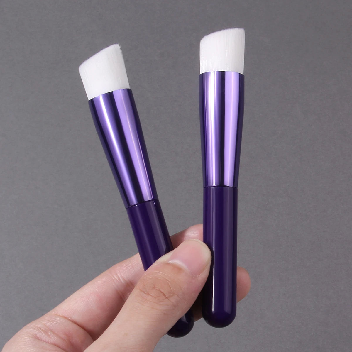 2-Pack Angled Foundation & Concealer Brushes | Synthetic Nylon Makeup Brush Set QXL