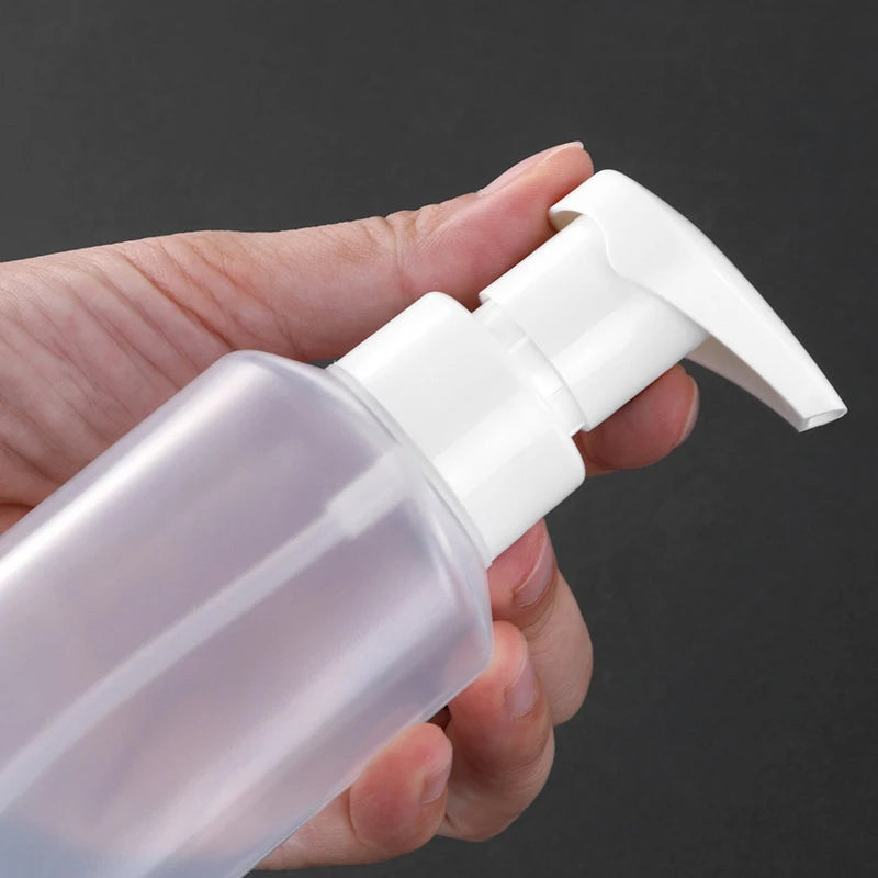 180ml Refillable Foam Squeeze Bottle – Soap & Shampoo Dispenser Foam Dispenser Bottle QXL