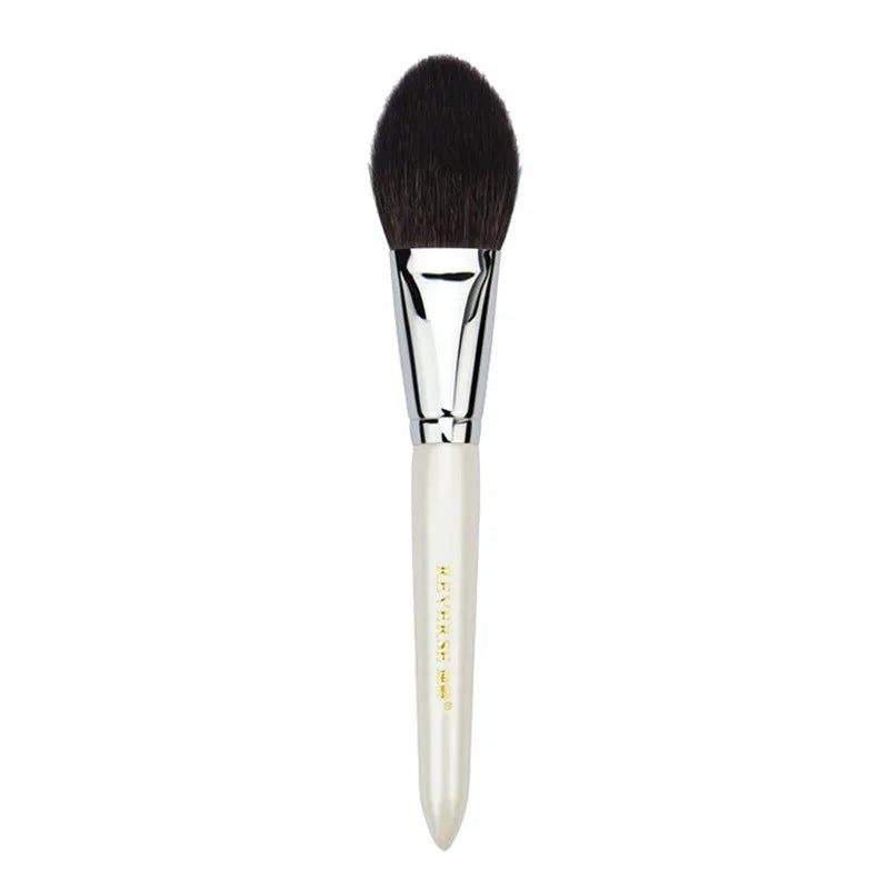 Goat Hair Tongue-Shape Blush & Powder Makeup Brush | Soft Powder Makeup Brush QXL