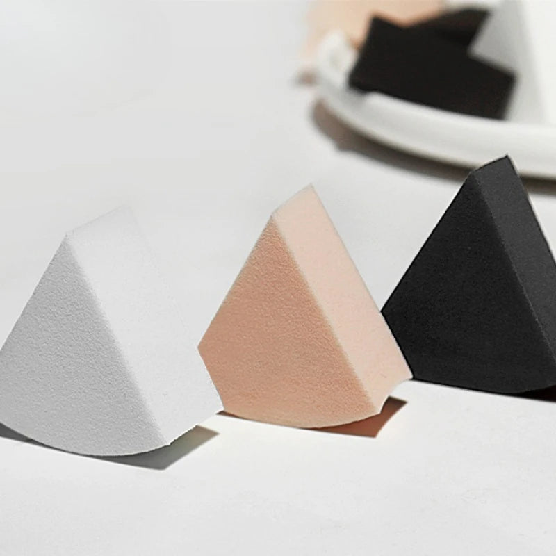 6-Pack Triangle Makeup Sponges – Foundation & Powder Puff Set Makeup Sponge Set QXL