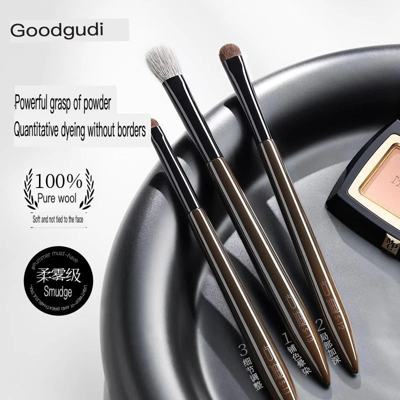 3-Piece Goat Hair Eyeshadow Brush Set | Natural Blending Eyeshadow Brush Set QXL