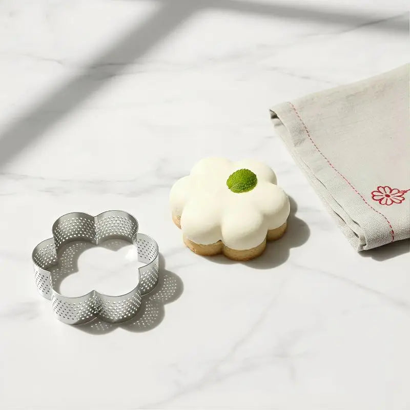 Stainless Steel Perforated Tart Ring – Baking Mould for Pastry Tart Baking Ring QXL
