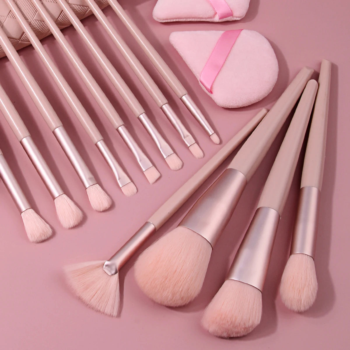 16-Pc Pink Makeup Brush Set | Diamond Bag & Bunny Keychain Makeup Brush Set QXL