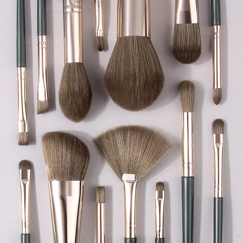 19-Pc Makeup Brush Set with Sponge & Puff | Dark Green Kit Makeup Brush Set QXL