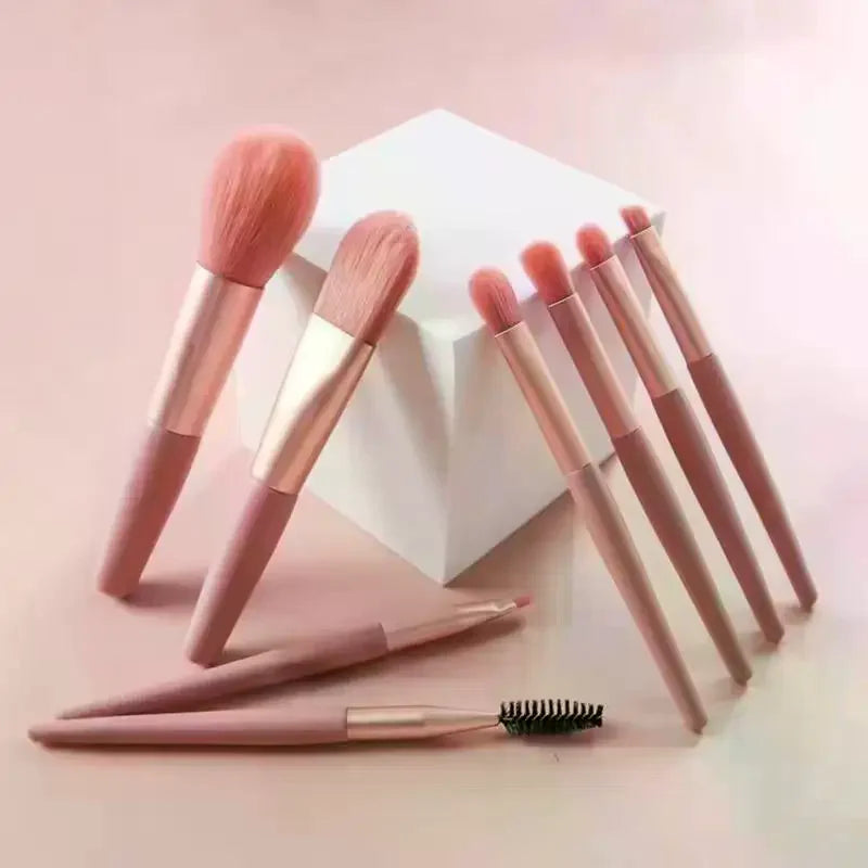 8-Piece Makeup Brush Set with PU Case | Soft Synthetic Bristles Makeup Brush Set QXL