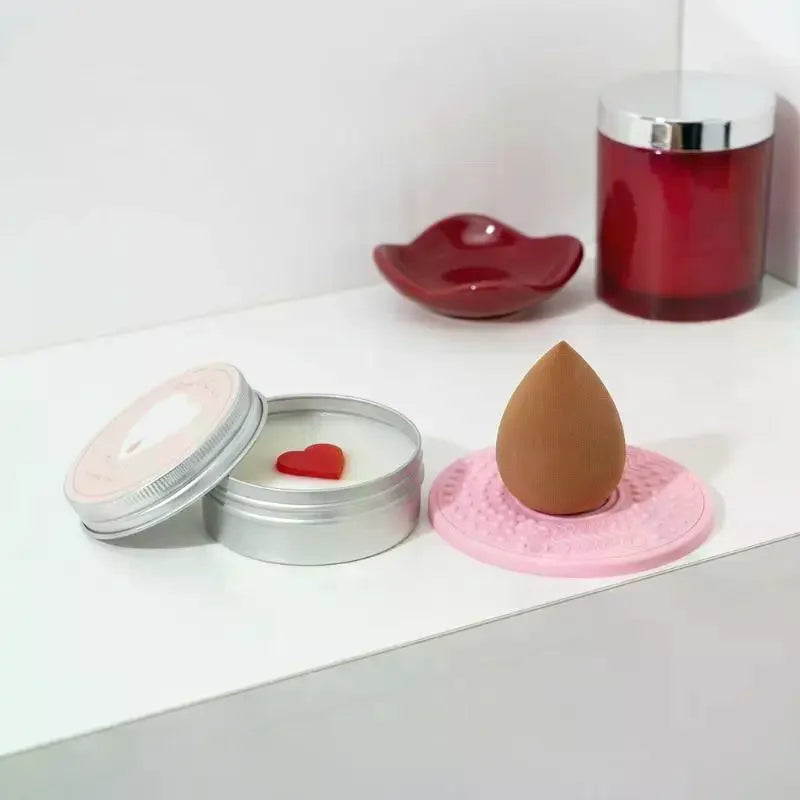 Heart-Shaped Makeup Brush Cleaning Soap 100g + Silicone Pad Brush Cleaning Soap QXL