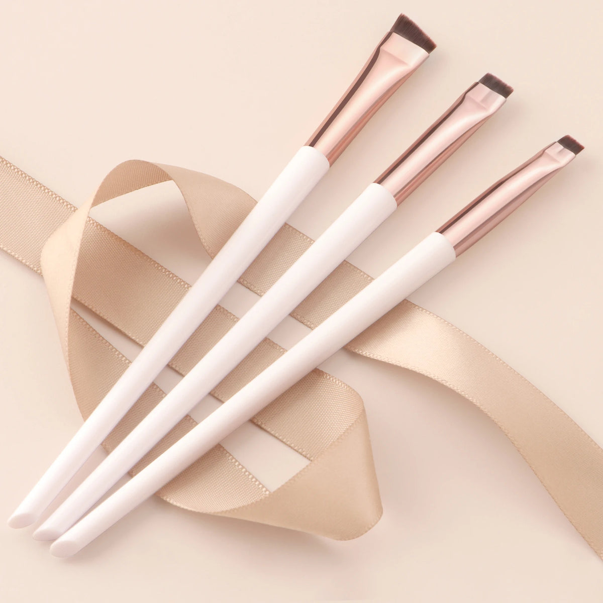3-Pc Oblique Eyeliner Eyebrow & Eyeshadow Brush Set | Ronshadow Eye Makeup Brush Set QXL