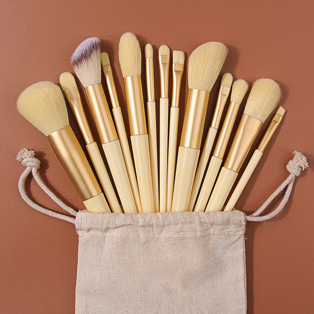 14-Pc Soft Makeup Brush Set with Drawstring Pouch | KOSSHOW Makeup Brush Set QXL