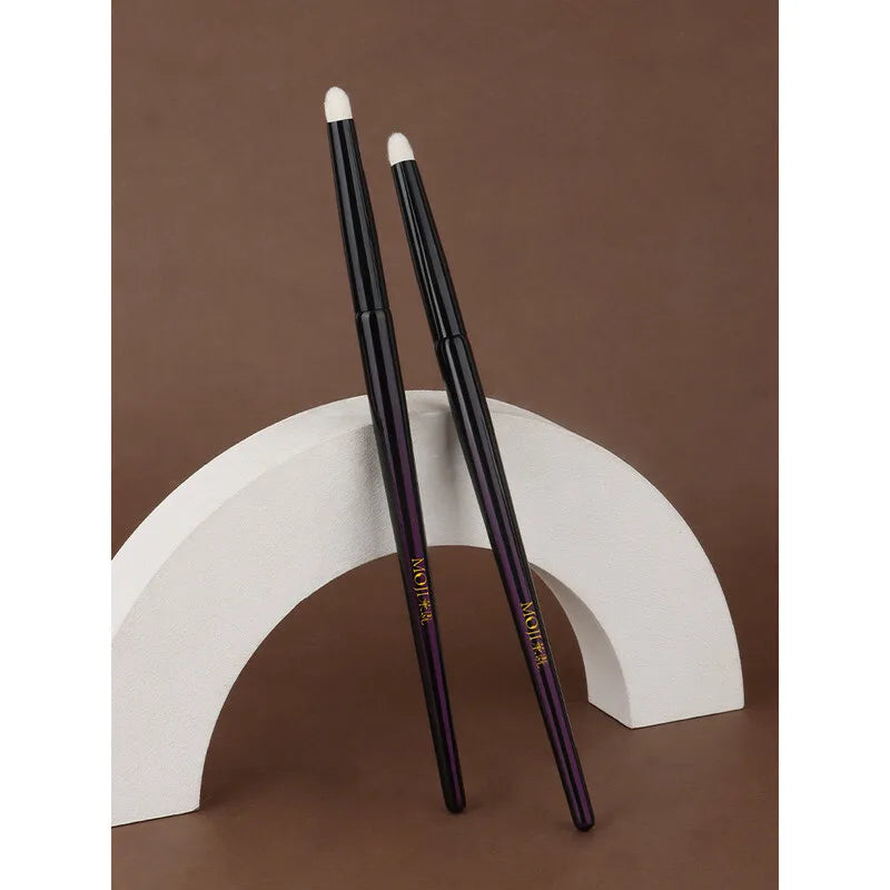 Moji M221 Eyeshadow Highlighting Blending Brush | Goat Hair Eyeshadow Blending Brush QXL